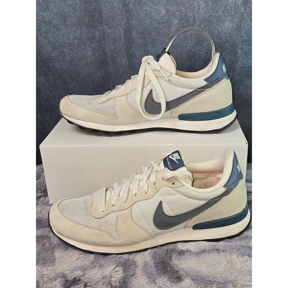 Nike Internationalist Summit White/Grey/ Blue Retro Runner Sneakers Mens 8 EUC